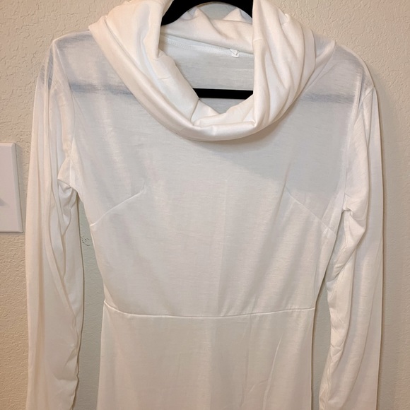 WHITE MAXI DRESS - Picture 2 of 4